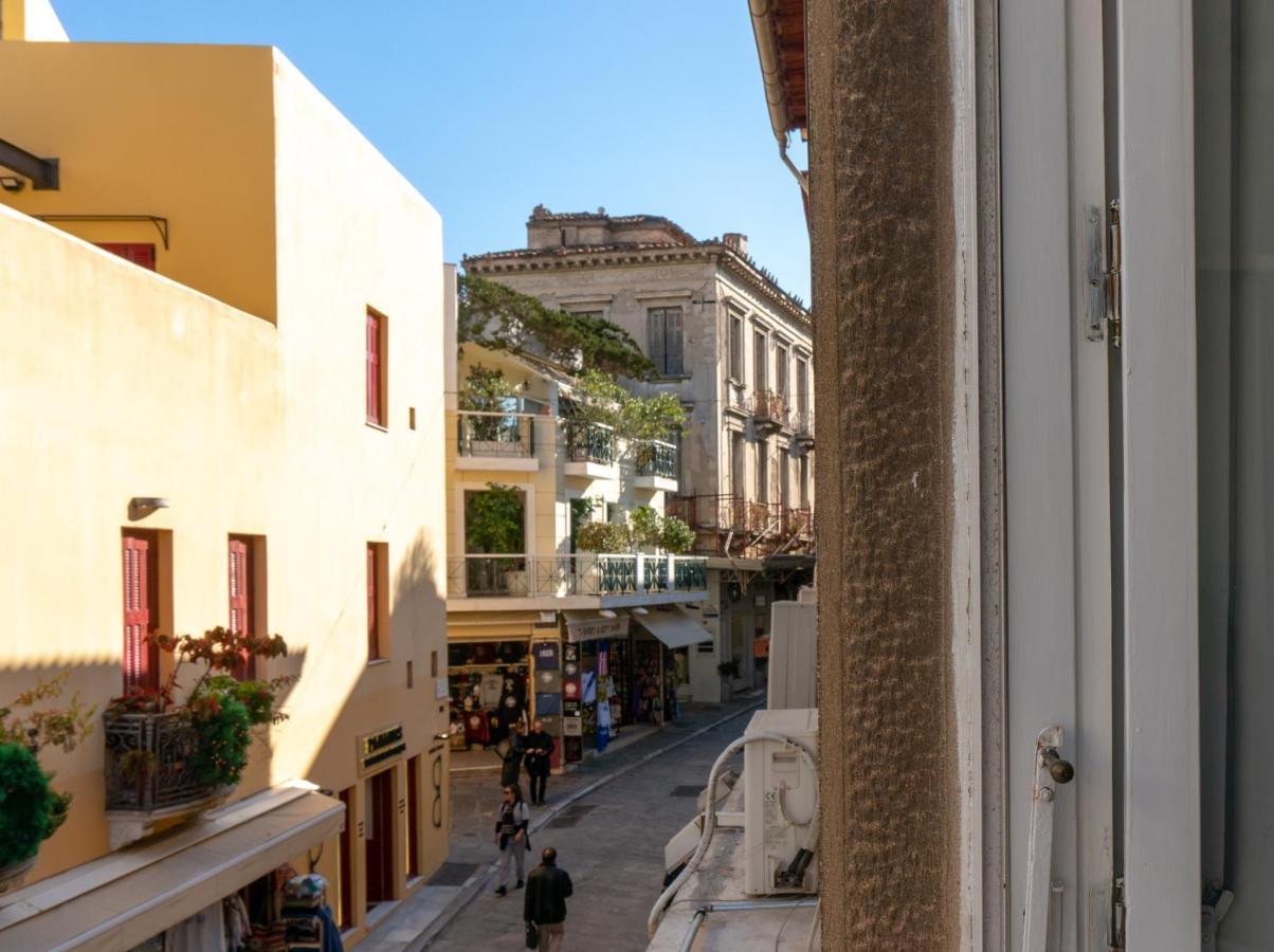 Hadrians Den In Heart Of Plaka By Jj Hospitality Lägenhet Aten Exteriör bild