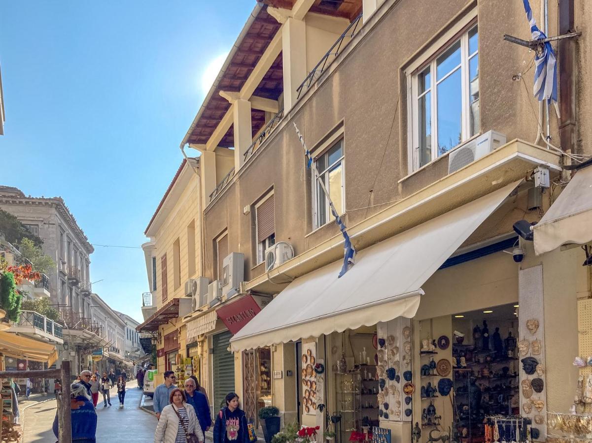 Hadrians Den In Heart Of Plaka By Jj Hospitality Lägenhet Aten Exteriör bild